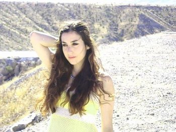 Marissa Nadler artist photo