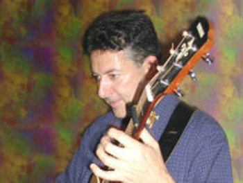 Duncan McFarlane artist photo