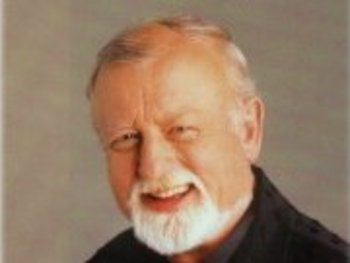 Roger Whittaker artist photo