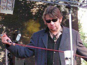 Shane MacGowan artist photo