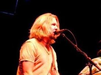 Devon Allman's Honeytribe artist photo