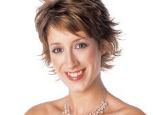 Connie Fisher artist photo