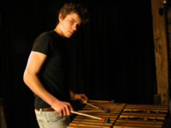 Lewis Wright artist photo