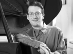 Llyr Williams artist photo