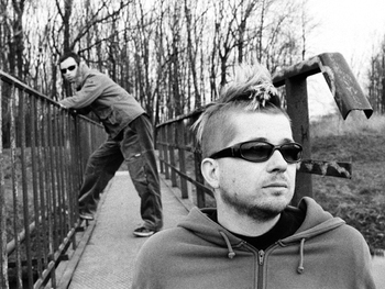 Hurt artist photo