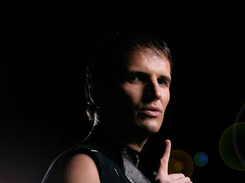 Valentino Kanzyani artist photo