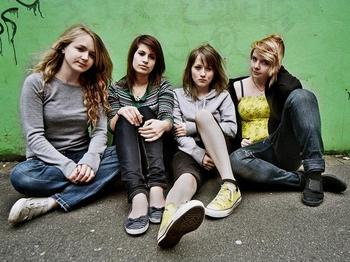 Hearts Under Fire artist photo