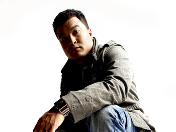 Lyrics Born artist photo