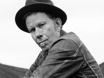 Tom Waits artist photo
