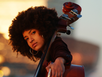 Esperanza Spalding artist photo