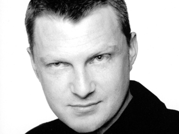 Adam Ethan Crow artist photo