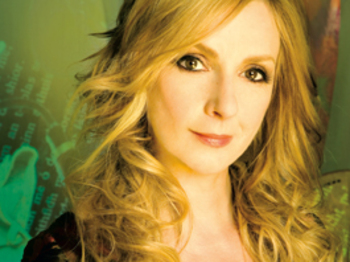 Moya Brennan artist photo