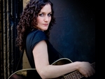 Lizzie Nunnery artist photo