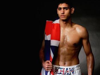 Boxing: Amir Khan Vs. Marco Antonio Barrera picture