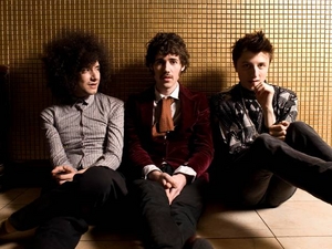Golden Silvers artist photo