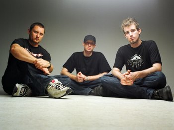 Pendulum (DJ Set) artist photo