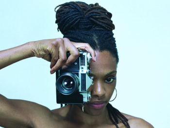 Zena Edwards artist photo