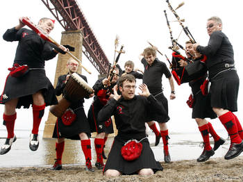 Red Hot Chilli Pipers artist photo