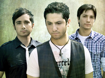 Boyce Avenue artist photo
