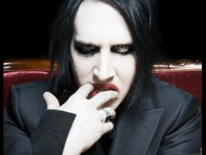 Marilyn Manson artist photo