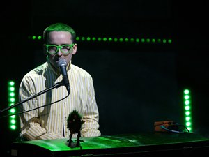 Alexis Taylor (Hot Chip DJ Set) artist photo