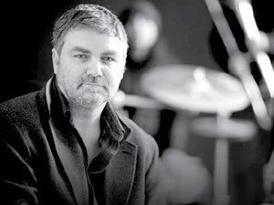 Chris Wood artist photo