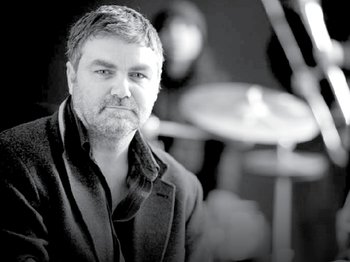 Chris Wood artist photo
