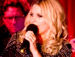 Louise Dearman artist photo