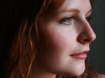 Zoe Gilby artist photo