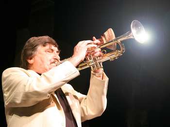 Kenny Ball artist photo