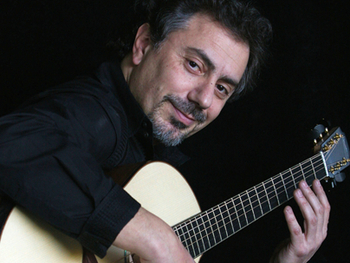 Pierre Bensusan artist photo