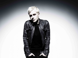Mr Hudson artist photo