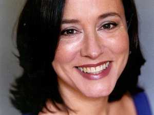 Arabella Weir artist photo