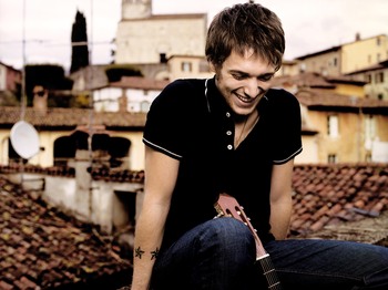 Paolo Nutini artist photo