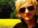 Dan Clews artist photo