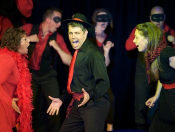 Showstopper! The Improvised Musical (Touring) picture