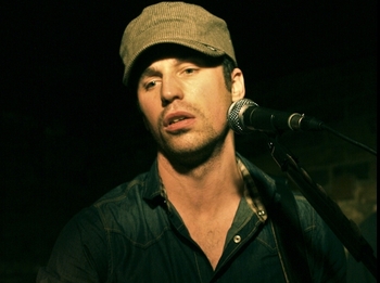 Dan Greenaway artist photo