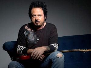 Steve Lukather artist photo