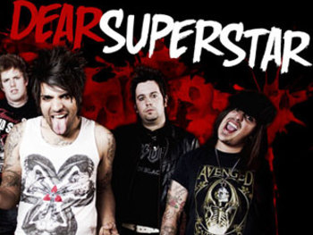 DearSuperstar artist photo
