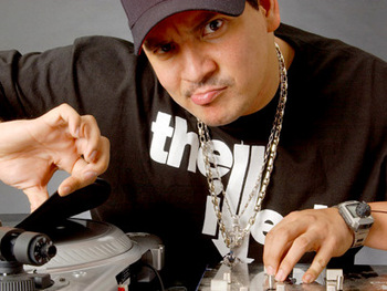 Mix Master Mike artist photo