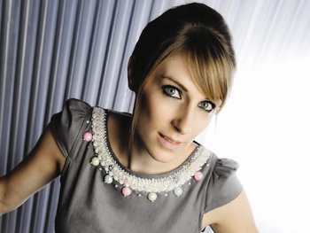 Emily Smith artist photo