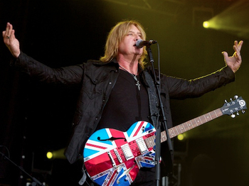 Joe Elliott's Down 'N Outz artist photo