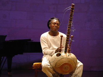 Doudou Cissoko artist photo