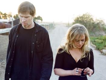 Isobel Campbell & Mark Lanegan artist photo