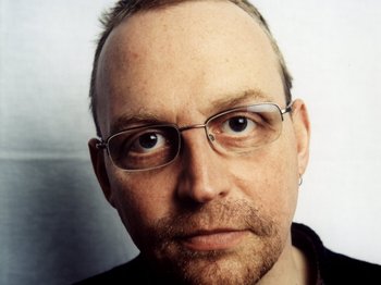 Boo Hewerdine artist photo