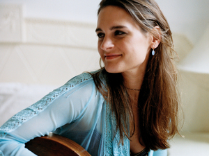 Madeleine Peyroux artist photo