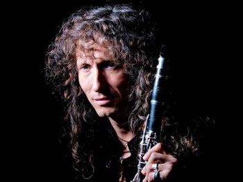 Julian Marc Stringle artist photo