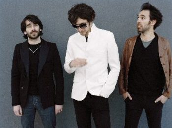 Pony Pony Run Run artist photo