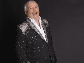 Christopher Biggins artist photo