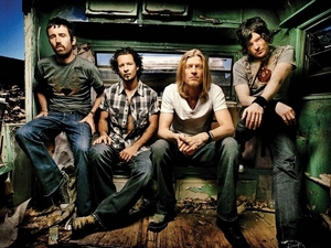 Puddle Of Mudd artist photo